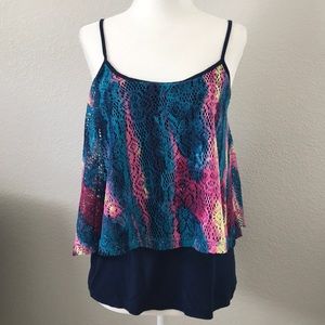 ⭐️3/$20⭐️ Day trip Tanktop